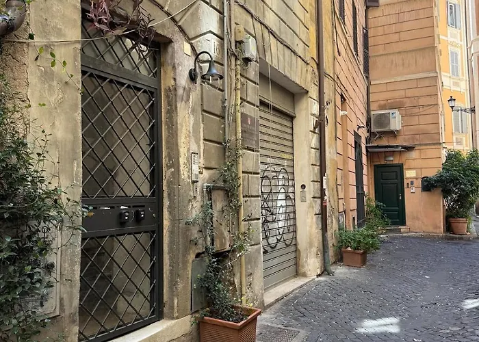 Design And Fitness - Pantheon And Trevi * Rome